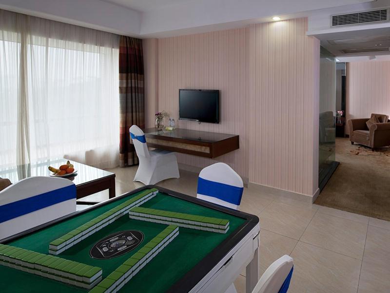 Vienna Hotel Dongguan Houjie Avenue Экстерьер фото