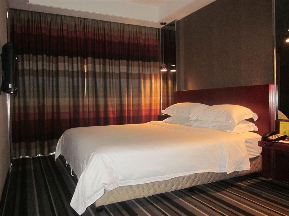 Vienna Hotel Dongguan Houjie Avenue Экстерьер фото