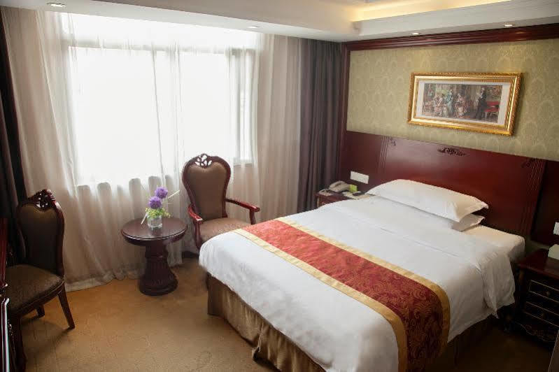 Vienna Hotel Dongguan Houjie Avenue Экстерьер фото