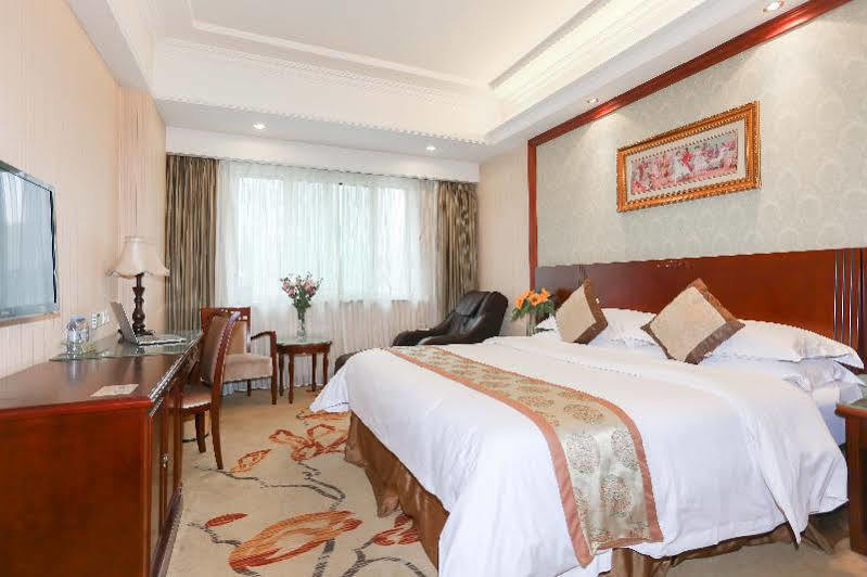 Vienna Hotel Dongguan Houjie Avenue Экстерьер фото